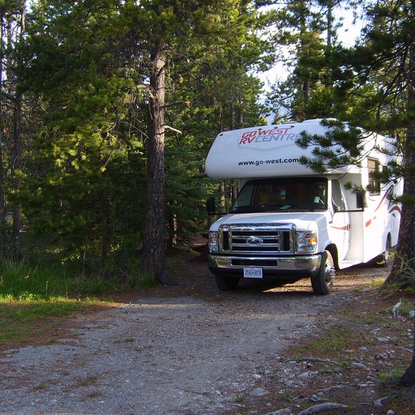 David Thompson Resort, bosrijke camperplaats
