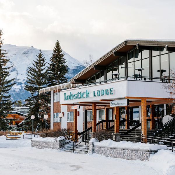Lobstick Lodge Jasper Winter - entreee