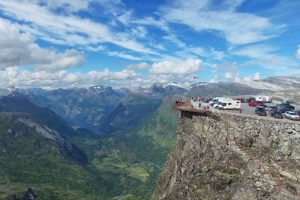 Dalsnibba skywalk - Doets Reizen - Vakantie Noorwegen - Credits visit Dalsnibba