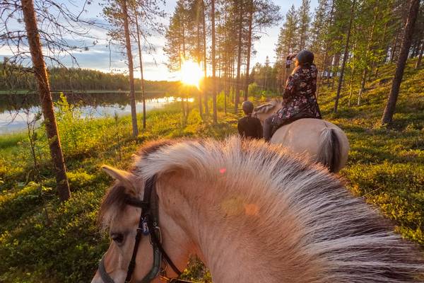 Paardrijden - Rovaniemi - Lapland - Finland - Doets Reizen - credits Visit Rovaniemi