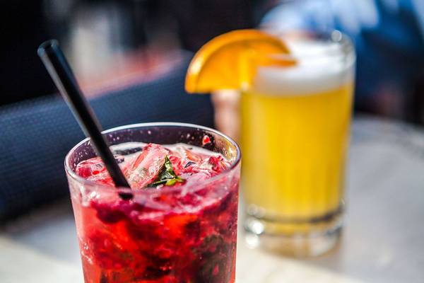 Rooftopbar Terrasse Nelligan - Old Montreal - Quebec - Canada - Doets Reizen