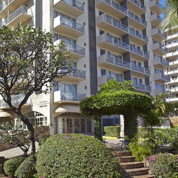 Coconut Waikiki Hotel Exterior