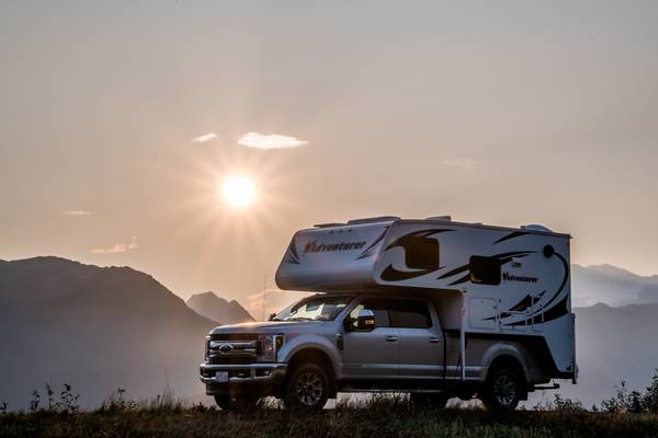 Truck Camper Yukon - Fraserway RV - Doets Reizen - camperreizen Canada