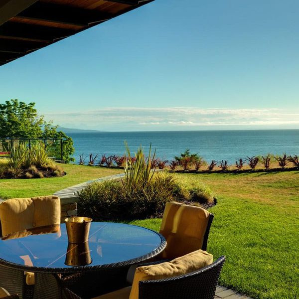 Sunrise Ridge Waterfront Resort 2