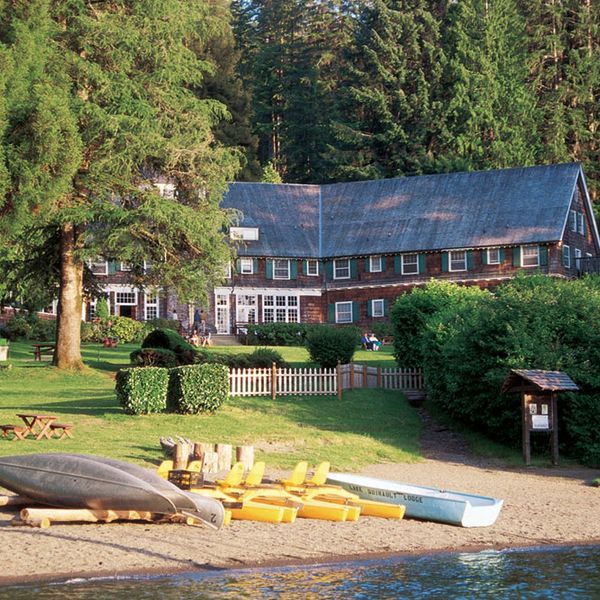Lake Quinault Lodge - exterior