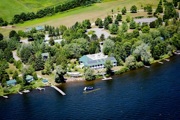 Elmhirst's Resort - Keene - Ontario - Canada - Doets Reizen