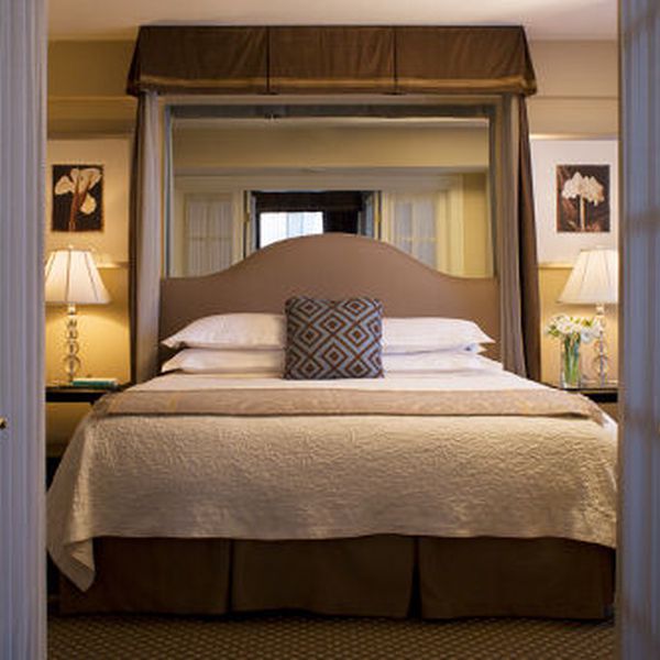 Eliot Apartments - Interior 2