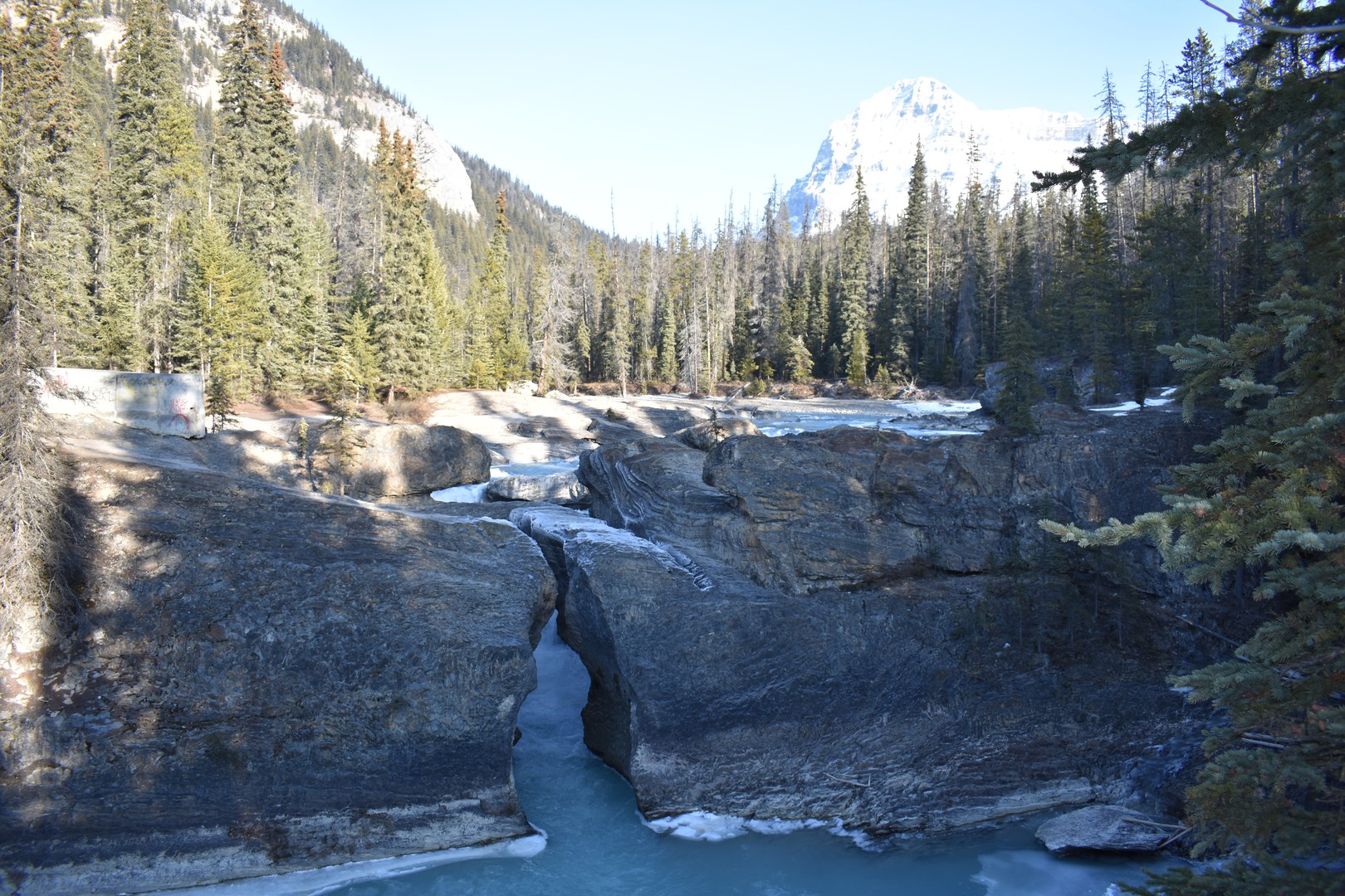 Natural Bridge - Yoho National Park - British Columbia - Canada - Doets Reizen