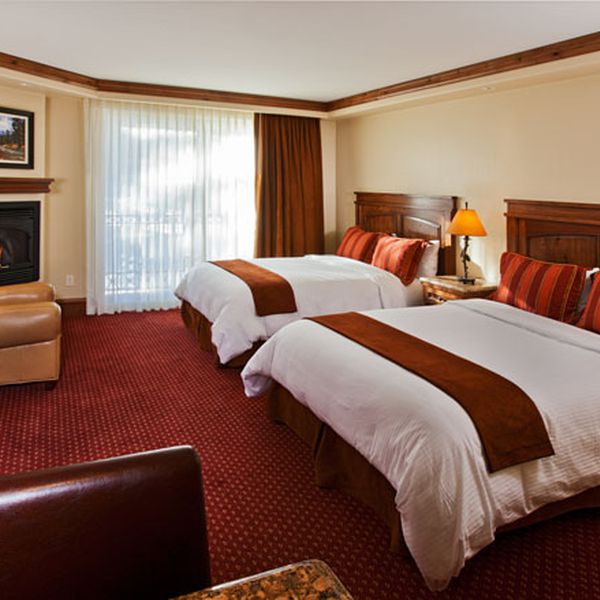 Tivoli Lodge - room