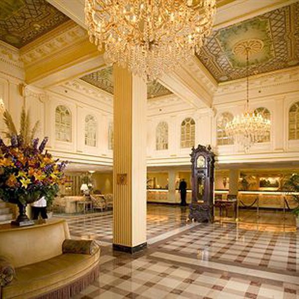 Hotel Monteleone - lobby