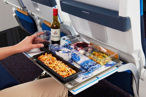 KLM Maaltijd - Economy Class - Doets Reizen