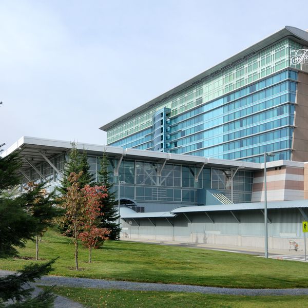 Fairmont Vancouver Airport - Exterior