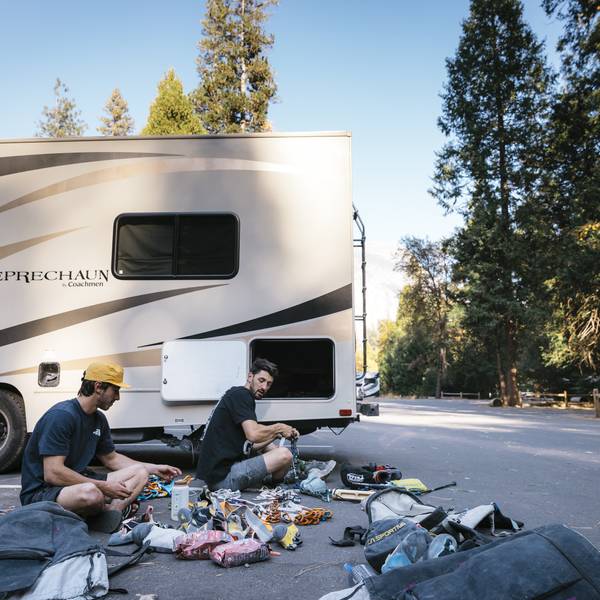 Yosemite-men-gear_Amerika_camperreizen_DoetsReizen
