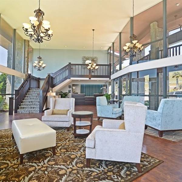 Shore Cliff Hotel - lobby