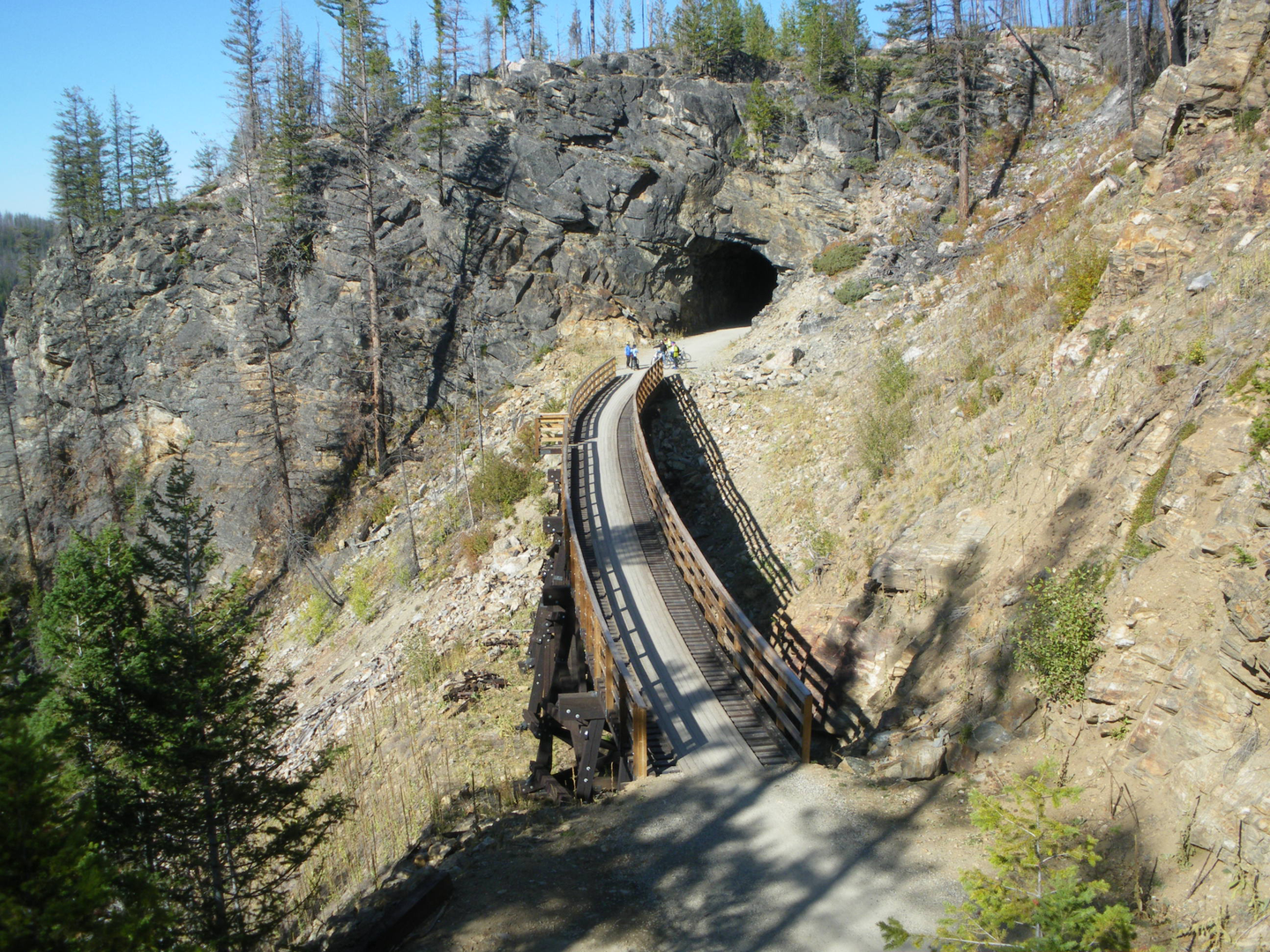 Myra Canyon Trestles & Tunnels guided bike tour - Kelowna - Okanagan Valley - British Columbia - Canada - Doets Reizen