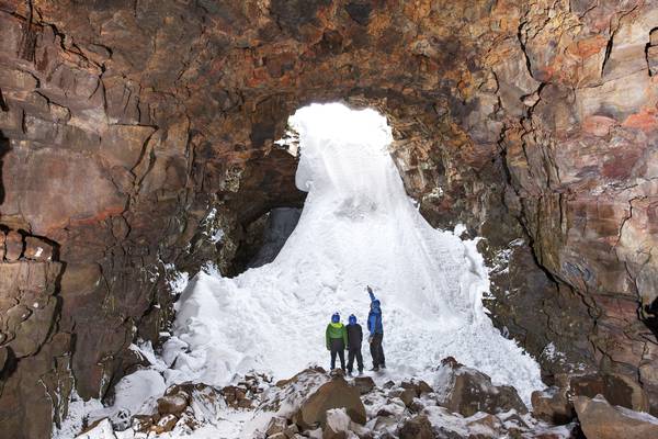 The Lava Tunnel - IJsland - Doets Reizen