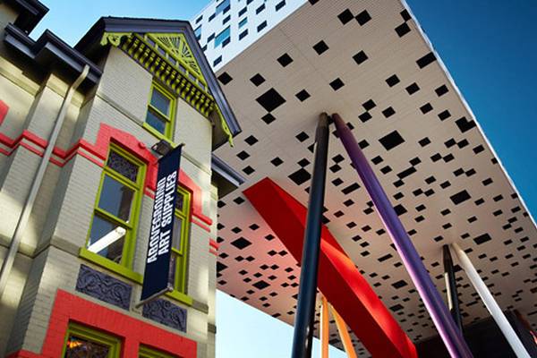 Sharp Centre for Design - the Ontario College of Art and Design - Toronto - Ontario - Canada - Doets Reizen