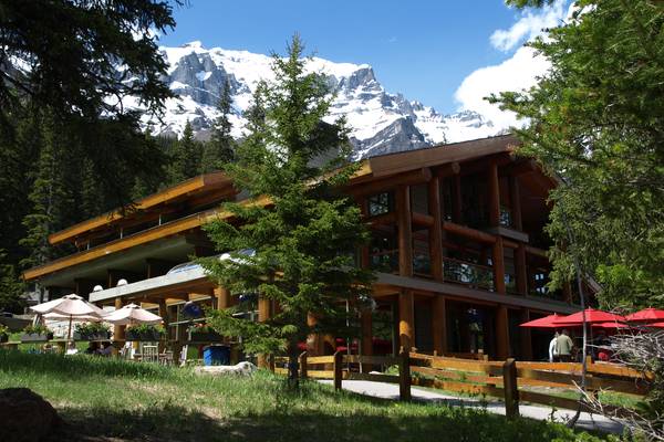 Moraine Lake Lodge - Banff National Park - Alberta - Canada - Doets Reizen