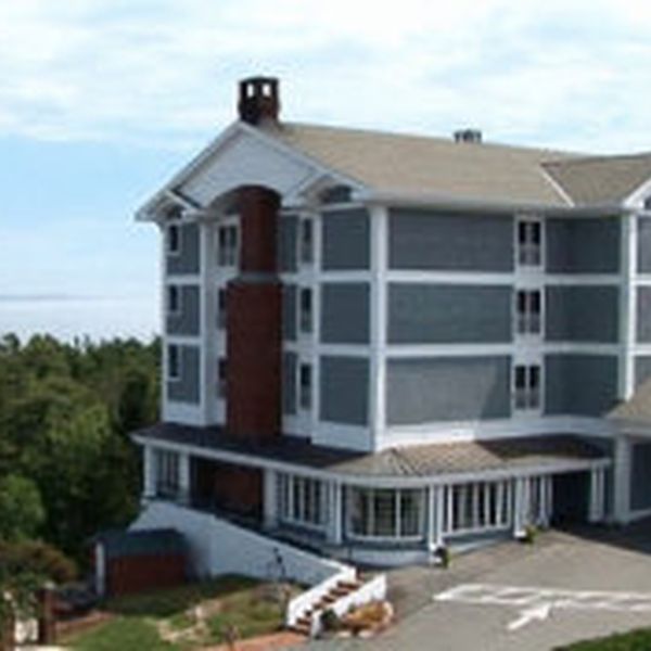 Bluenose Inn - exterior