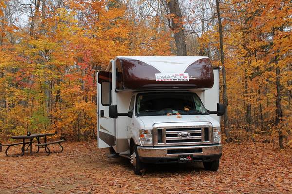 Kamperen met de camper tijdens de Indian Summer periode