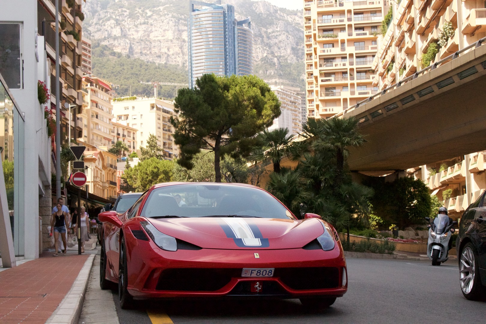 Ferrari Monaco Doets Reizen Afbeelding van MonacoCannes via Pixabay | Frankrijk