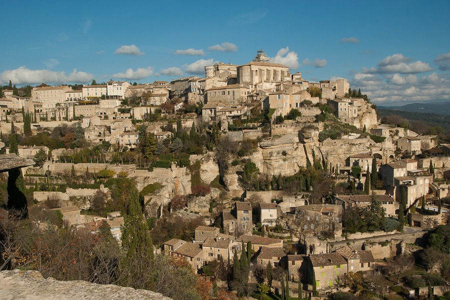 Gordes Afbeelding van jacqueline macou via Pixabay