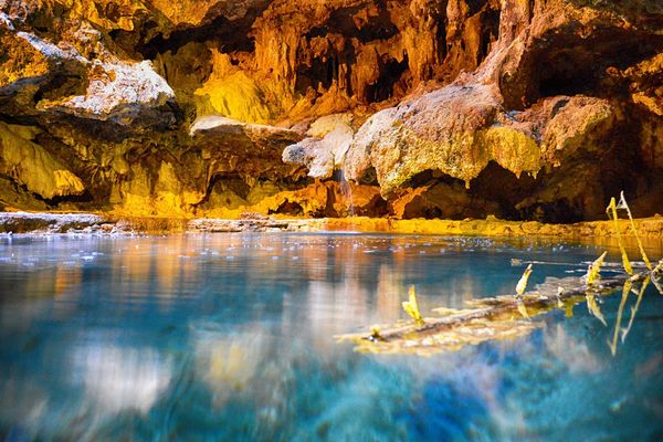 Cave & Basin National Historic Site - Banff National Park - Alberta - Canada - Doets Reizen