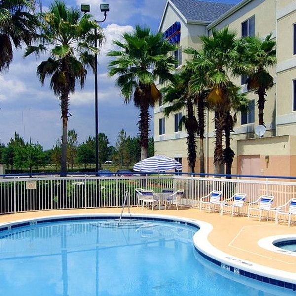 Fairfield Inn Orlando Airport - Buitenzwembad