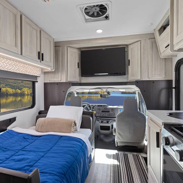 Road Bear SVC - interior - Doets Reizen camperreizen Amerika