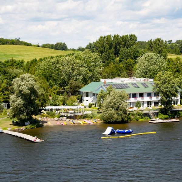 Elmhirst's Resort - Keene - Ontario - Canada - Doets Reizen