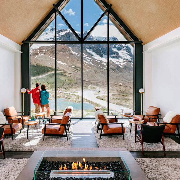 Glacier View Lodge Icefields Parkway - 1