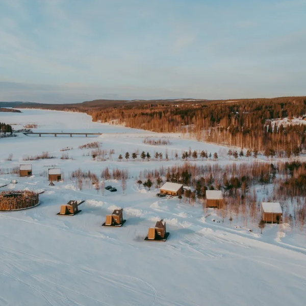 Arctic Bath overview winter