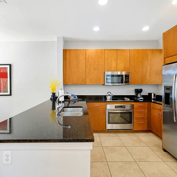 Regal Oaks Resort - Kitchen