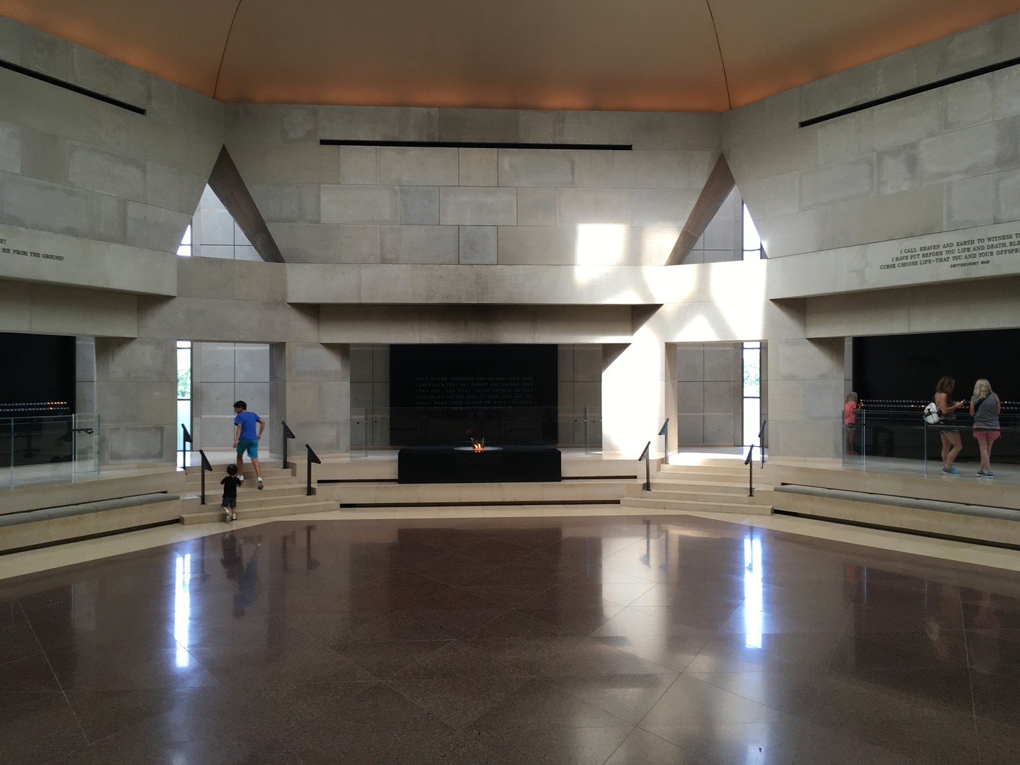 Holocaust Museum - Washington D.C. - Doets Reizen