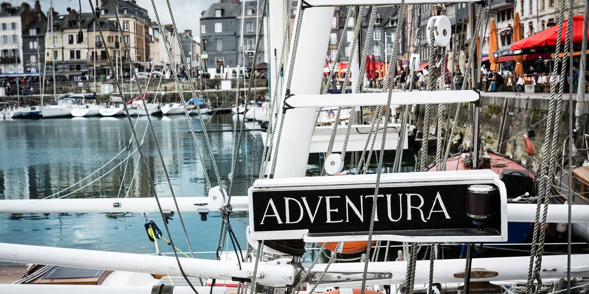 Honfleur boten | Atout France | Doets Reizen | Frankrijk | Normandie