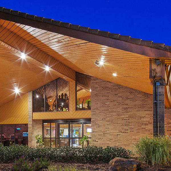 Saddleback Inn 1