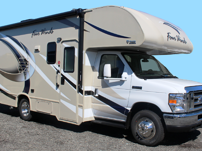 C-Small Motorhome (C20-21)