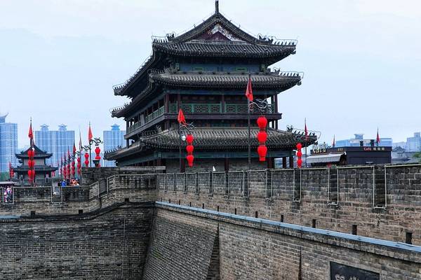 City Wall - Xi'an - China - Doets Reizen - credits shanghaistoneman by Pixabay