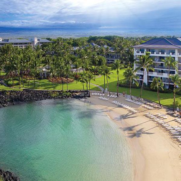 Fairmont Orchid Exterior