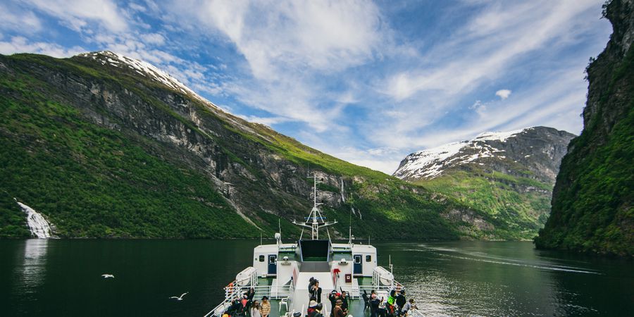 Hellesylt Geirangerfjord - Doets Reizen - Vakantie Noorwegen - VisitNorway