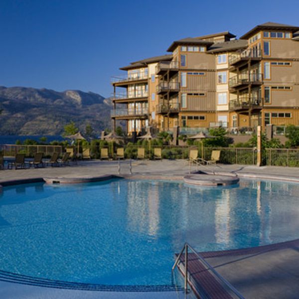 Cove Lakeside Resort - zwembad