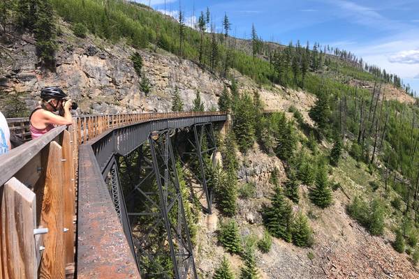 Myra Canyon Trestles & Tunnels guided bike tour - Kelowna - Okanagan Valley - British Columbia - Canada - Doets Reizen