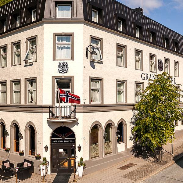 Grand Hotel Arendal - Exterior