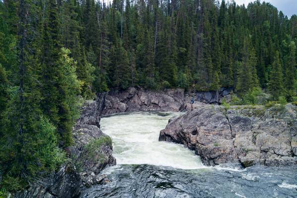 Waterval - Doets Reizen - Vakantie Zweden - Credits SwedishLapland.com
