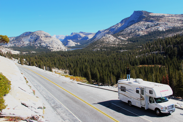 Toeren met de camper over de Tioga Pass