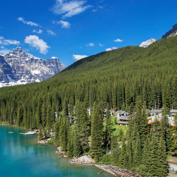 Moraine Lake Lodge - 1