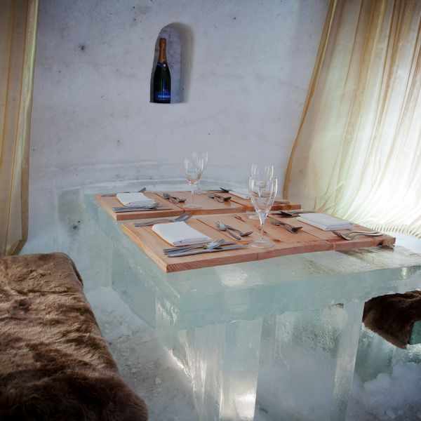 Snow village - restaurant