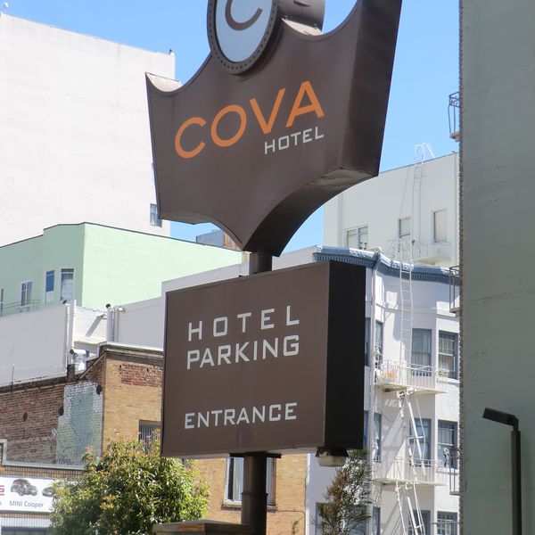Cova Hotel