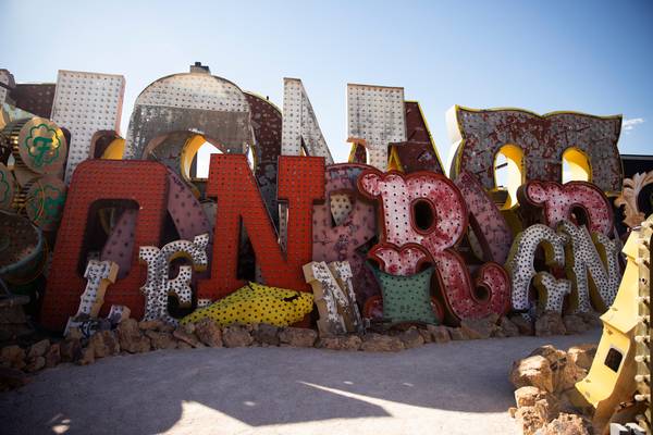 The Neon Museum in Las Vegas - Vakantie Amerika - Route 66 - Doets Reizen - Credits Brand USA