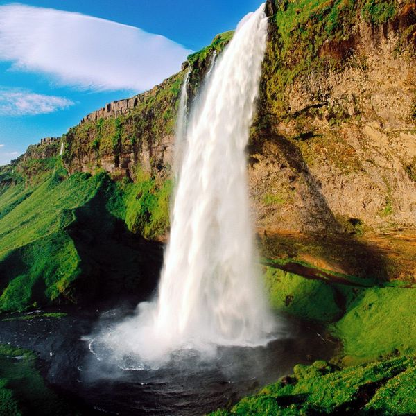 Seljalandsfoss - IJsland - Doets Reizen
